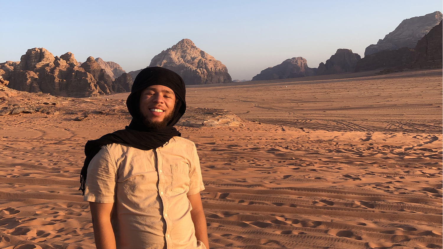 Student in the desert